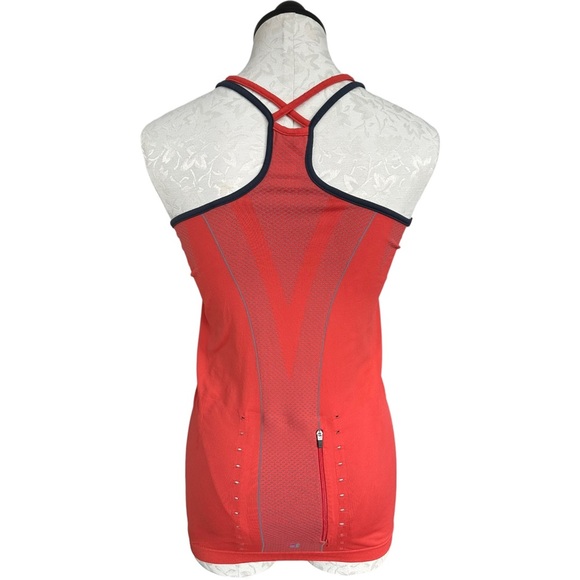 Sweaty Betty Racerback Seamless Tank Back Zipper Pocket Size Medium - Picture 5 of 16